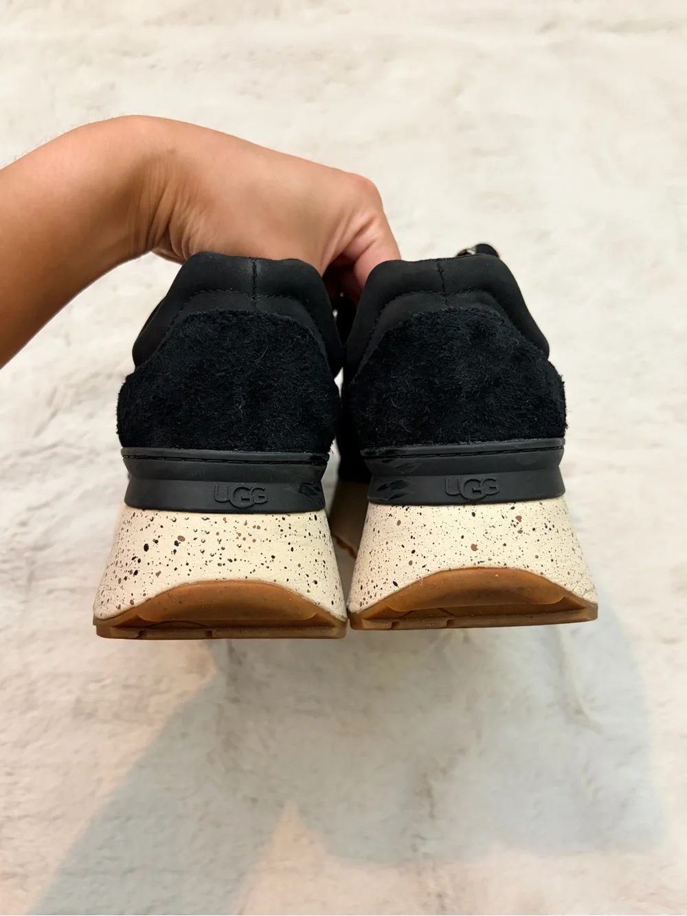 UGG Marin Lace Platform Sneakers Black Nubuck Chunky Lug Sole Size 9